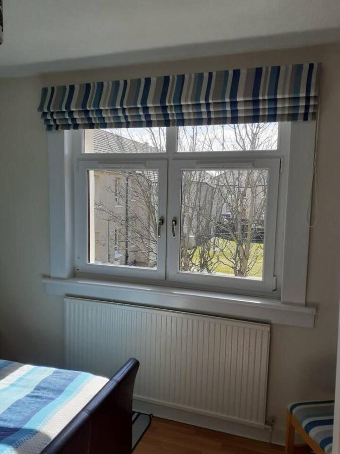 Marina View Lovely Upper 3 Bedroom Apartment 트룬 외부 사진